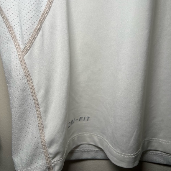 Nike Pro Combat White Long Sleeve Tee - Picture 3 of 5